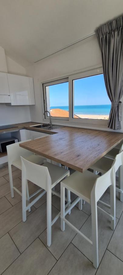 Rubino Apartments A 100Metri Dal Mare Riccione Exterior foto