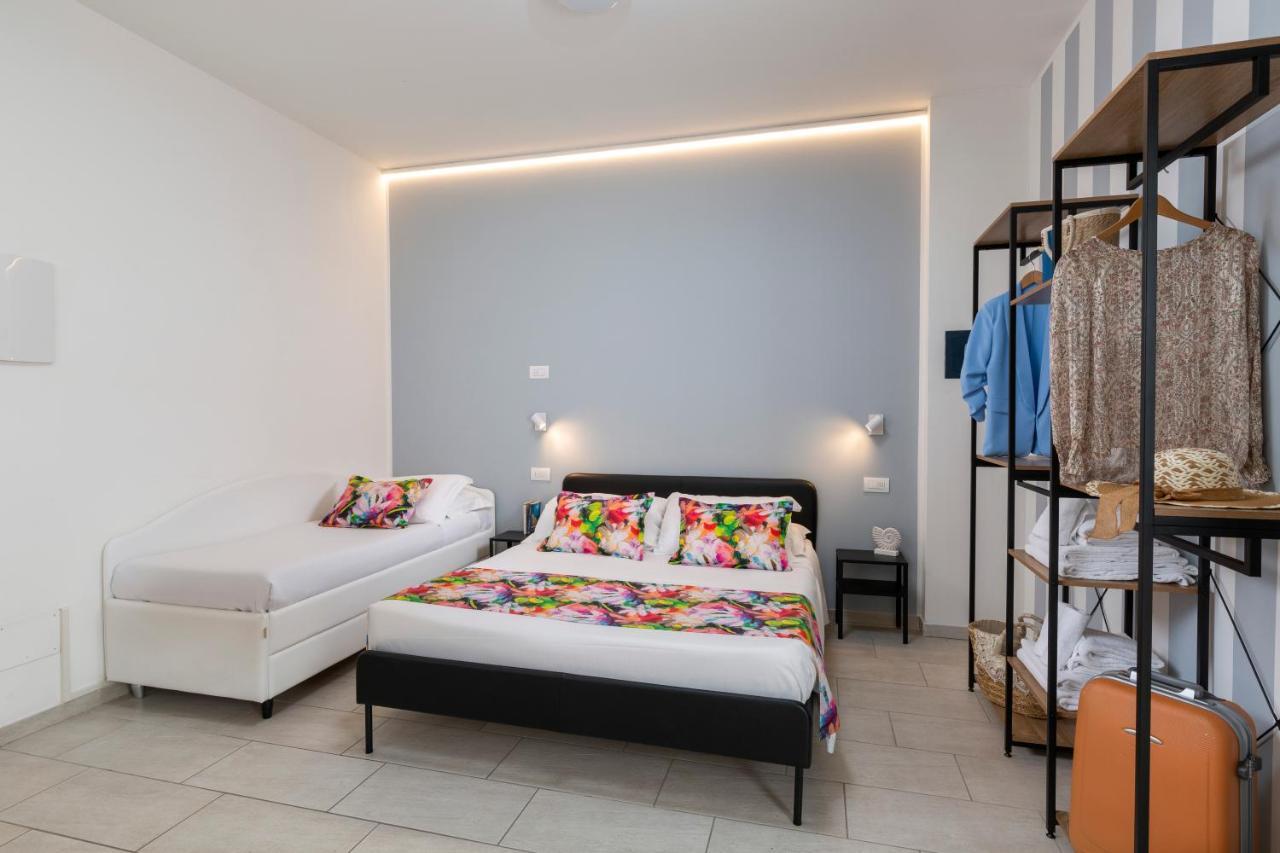 Rubino Apartments A 100Metri Dal Mare Riccione Exterior foto